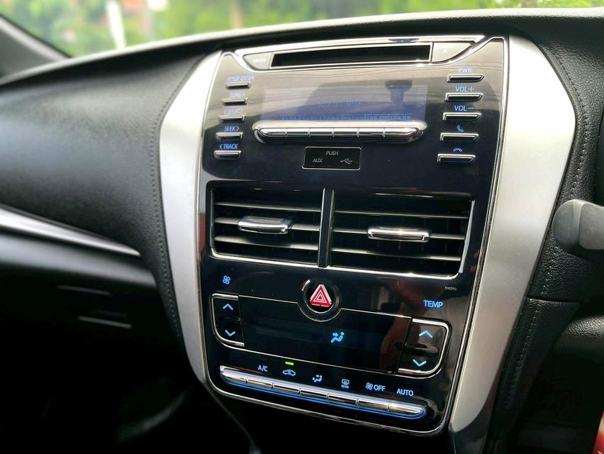 Toyota Yaris 1.2 E AT ปี2019 9