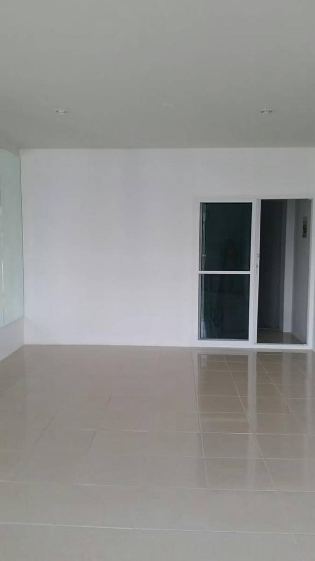 ขายอาคารพาณิชย์4ชั้น ติดอเมซอน ห้างทรูแวรู ข้างโรงเรียนอัสสัมศรีราชา 3