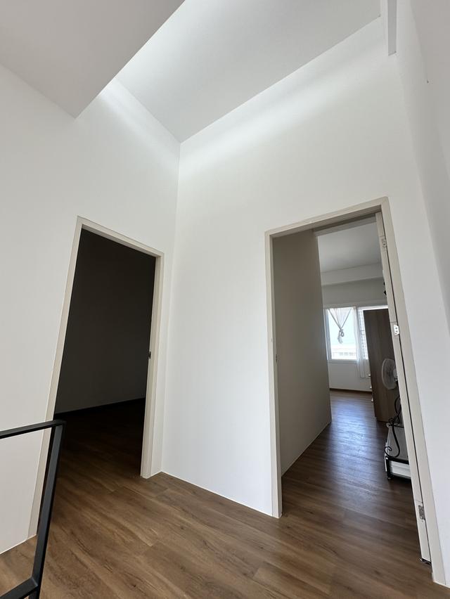 อาคารพาณิชย์ Vizio Romklao-Suvanabhumi 15