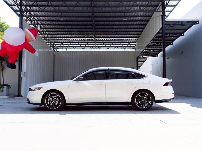 Honda Accord 2.0 e:Hev RS ปี 2024 15