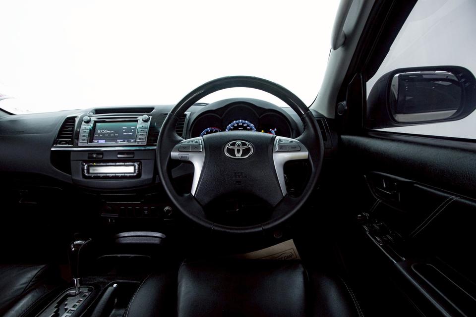 ✨ TOYOTA FORTUNER 2.5 V AT ปี 2014 โฉมแชมป์ TRD รูปที่ 14