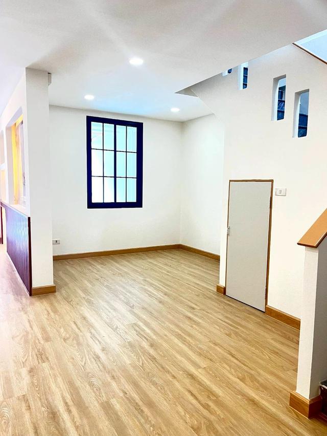 หมู่บ้านคัทลียาวิลล์ 2