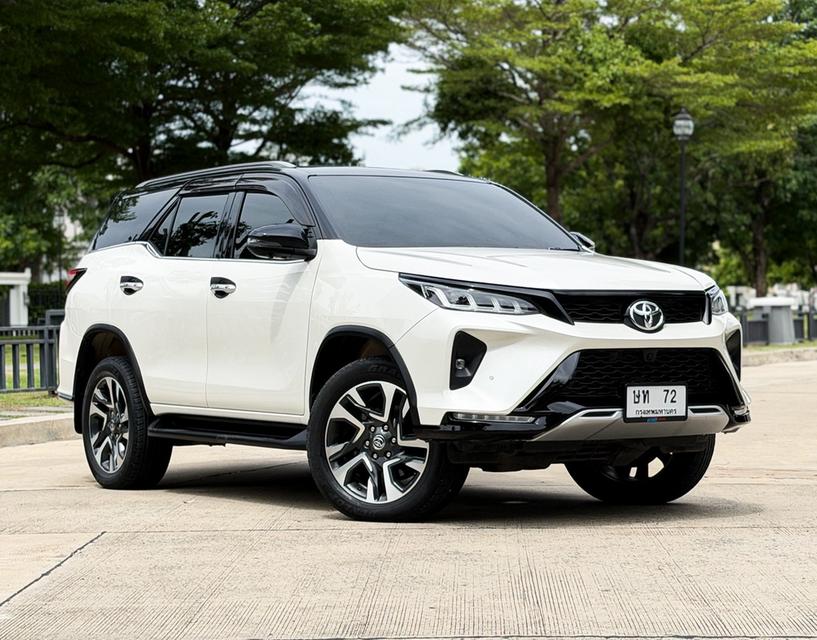 ð Toyota Fortuner Legender 2.4 4WD āļāļĩ 2023 āļŠāļĩāļāļēāļ§ āļĢāļļāđāļāļāđāļāļ āļŦāļĨāļąāļāļāļēāļāļģ āļāļāļāļāļąāđāļāđāļāđāļĄ āđāļāđāļāļēāļ 40,xxx āļāļĄ. āļāļĢāļ°āļ§āļąāļāļīāļāļĢāļ āđāļāđāļēāļāļāļāđāļāļĩāļĒāļ§ āļĢāļđāļāļĒāđāļāļĒāļāļĩāđ 3