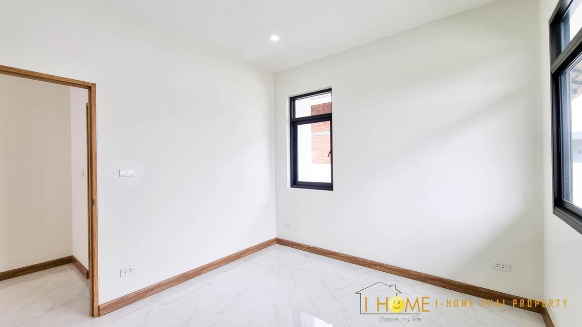 ✨ บ้านใหม่แกะกล่อง! ดีไซน์ทันสมัย หรูหรา พื้นที่กว้าง ตอบโจทย์ทุกครอบครัว 🏡 3