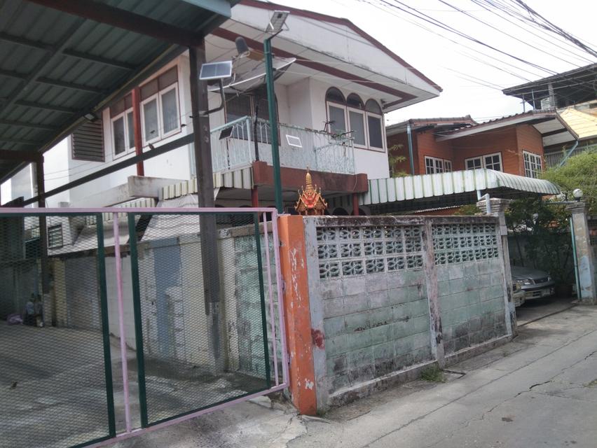 ขายบ้านเดี่ยวทำเลศักยภาพใกล้สถานที่สำคัญๆ 2