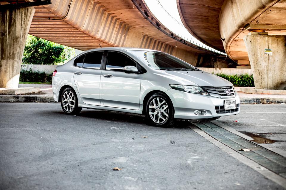 Honda City 1.5SV ปี 2011 สีเทา ท๊อปสุด