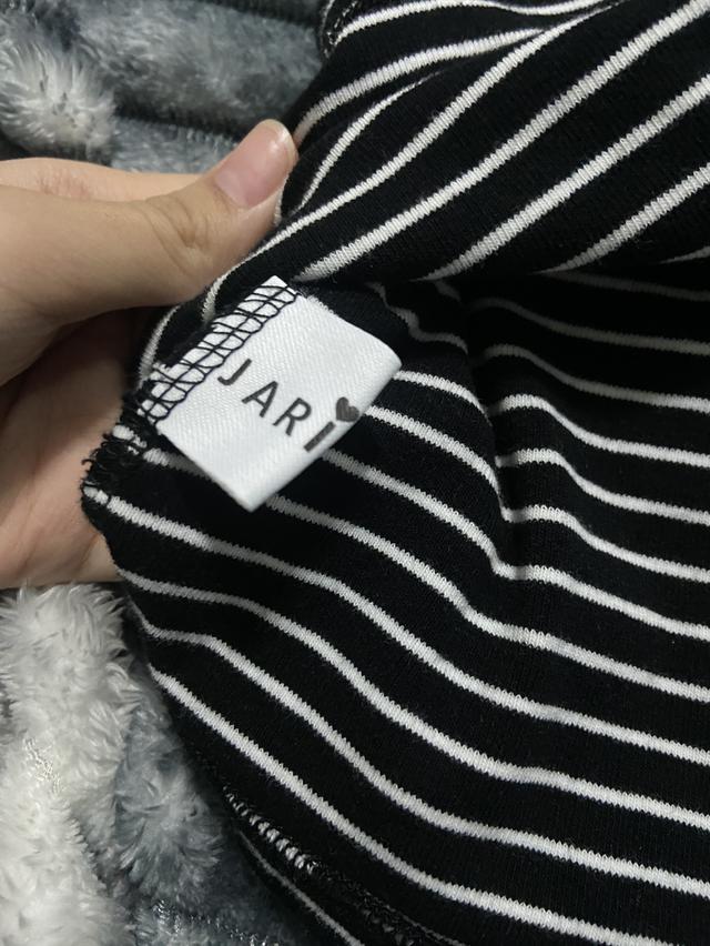 Jarinya เสื้อปาดไหล่เฉียง 3