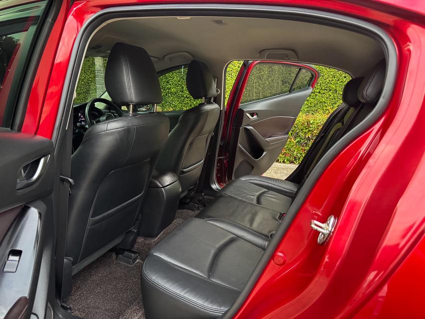 รหัสรถ AVA6332 🦀 Mazda3 Sport Sedan 2.0 Skyactive 2.0 S  ปี 2017 13