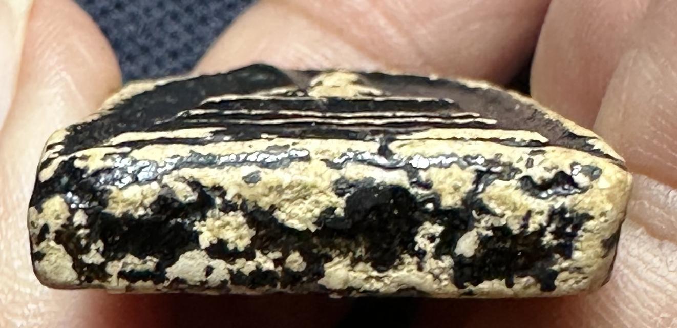 สมเด็จพิมพ์ใหญ่ ลงรักเก่าเดิมเนื้อแก่มวลสาร 6