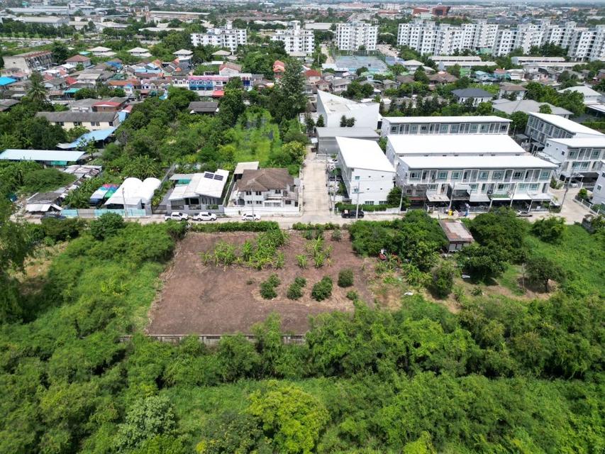 ขายที่ดินแปลงสวย 2 แปลง ถมแล้ว ขนาดเริ่มต้น 151 ตร.ว. ซอยวัดสลักเหนือ ปากเกร็ด ใกล้สถานีรถไฟฟ้าอิมแพค เมืองทองธานี 9