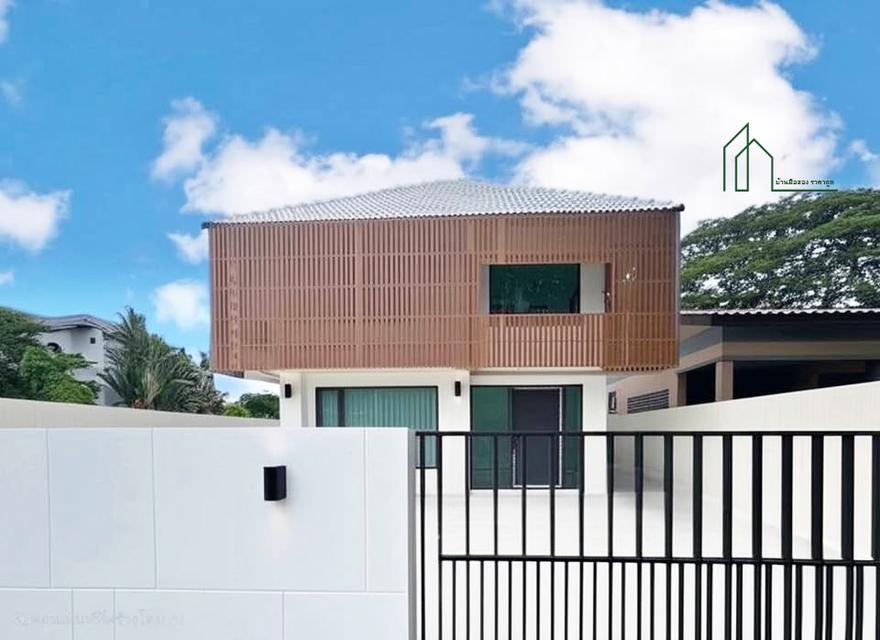 บ้านเดี่ยว 2 ชั้น หมู่บ้านเมืองทอง การ์เด้น พัฒนาการ 69 ประเวศ รีโนเวททั้งหลัง  1