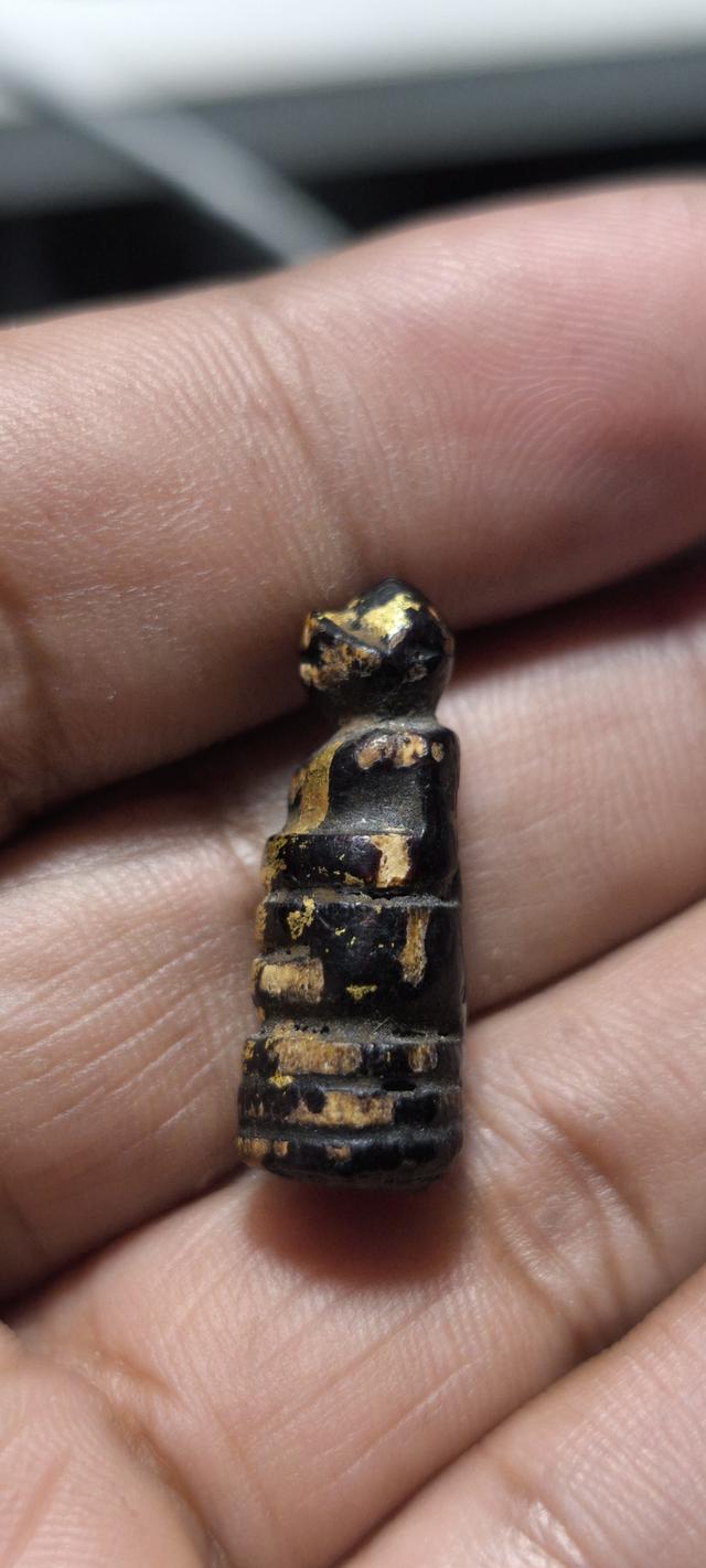 ลิงแกะลงรักเก่า ไม่ทราบที่ 3