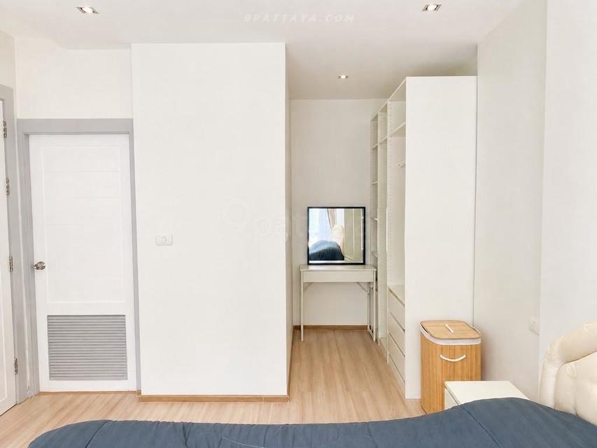 For Sale — 1-Bedroom Condo at The Gallery Jomtien PattayaCondo for sale at The Gallery Jomtien, located near Jomtien Beach. Fully furnished unit 5