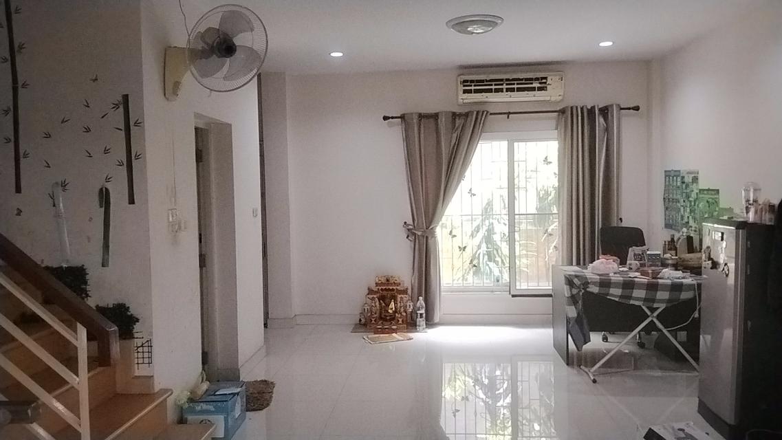 ขายทาวน์โฮม 2 ชั้น  ม. ทิพธนา เพชรเกษม 53  ขนาด24 ตร.วา 3