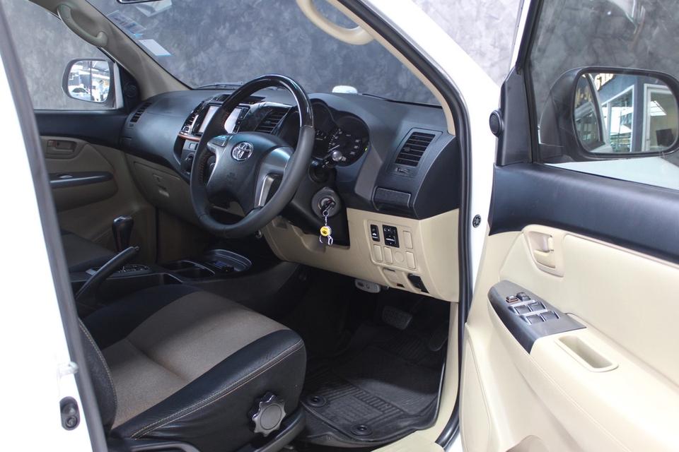 รหัสรถ JRS811 Toyota Vigo Champ TRD ปี 2014 10