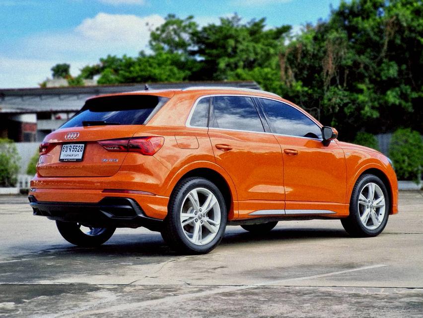 AUDI Q3 35TFSI S-Line ปี 2021 ไมล์ 60,800 km.