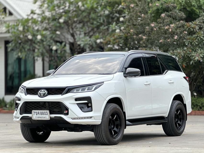รหัสรถ PAT8803 TOYOTA FORTUNER 2.8 GR SPORT 4WD ปี 2022 (ท็อปสุดในรุ่น)
