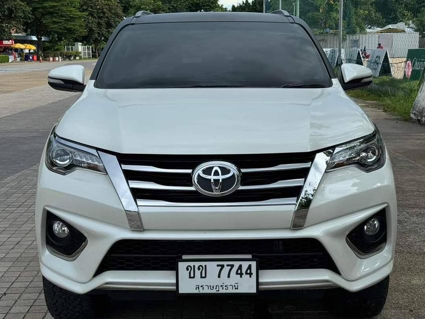 ขายToyota Fortuner 2.8 TRD ปี17 2