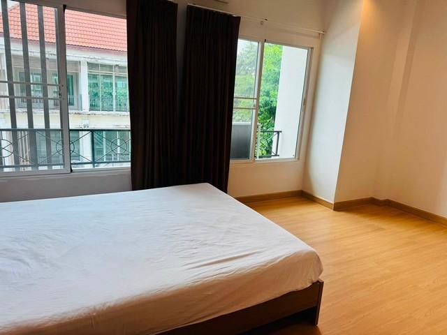 ทาวน์โฮม 3 ชั้นหลังมุม . 3 ห้องนอน 3ห้องน้ำ บ้านกลางเมือง Urbanion เกษตรนวมินทร์ 2 ซอยลาดปลาเค้า 79 3