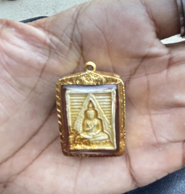 พระผงของขวัญ วัดปากน้ำ รุ่น 4 (พิมพ์สี่เหลี่ยมหลัง ภ กรรมการ ) เนื้อผง ปี 2514 รูปย่อยที่ 3