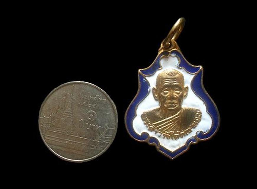 เหรียญรุ่นแรกหลวงพ่อแดง วัดศรีมหาโพธิ์ ปัตตานี ปี2525 4