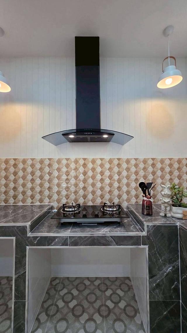 หมู่บ้านบัวทองธานีพาร์ควิลล์1  ซอยกรมที่ดินบางบัวทองทาวน์เฮาส์ 2 ชั้น ตกแต่งใหม่พร้อมอยู่  ทำเลดี พร้อมของแถมอีกหลายรายการ 13