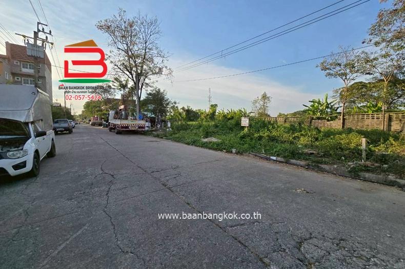 ที่ดินเปล่า ร่มเกล้า ซอย 7 (ใกล้ตลาดมีนบุรี) เนื้อที่ 109 ตรว. แขวงมีนบุรี เขตมีนบุรี 3