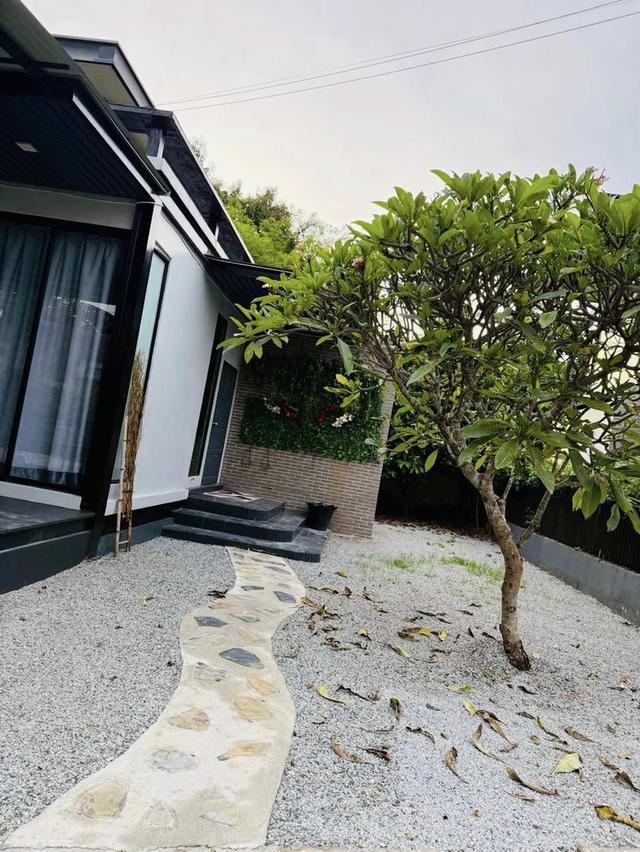 For sale pool villa style modern Pattaya 780 sqm. 4