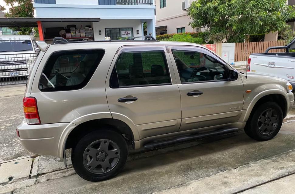 ปล่อยรถ FORD ESCAPE 2.3 XLT 4WD ปี 2004