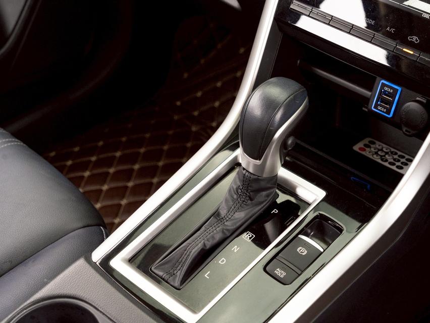 รหัสรถ 12AT9702 Mitsubishi Xpander 1.5 Cross | ปี : 2023 10