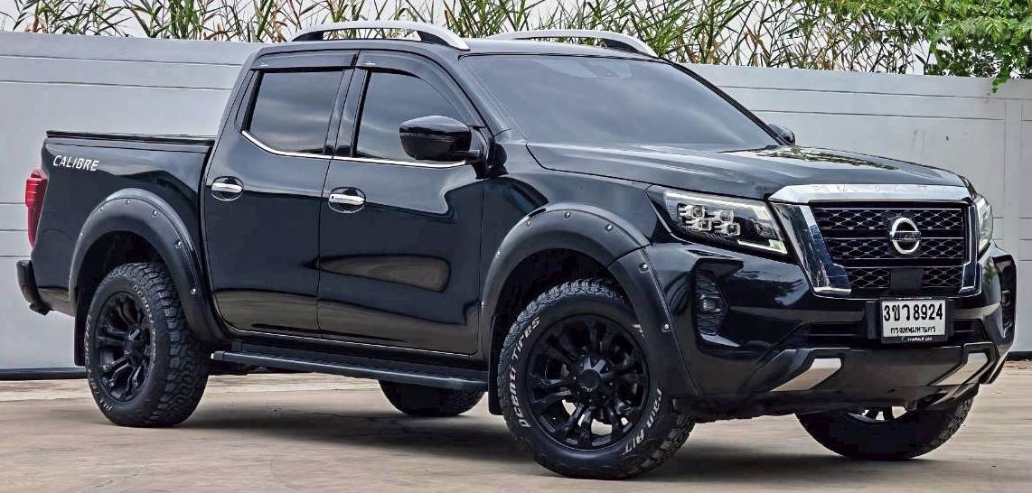 2023 NISSAN NAVARA 2.3V 4ประตู CALIBRE 2
