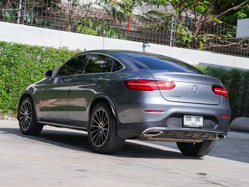 Mercedes Benz GLC250 COUPE 4MATIC AMG Plus ปี 2018 รูปที่ 5
