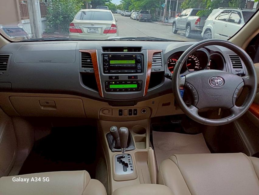 Toyota Fortuner 3.0 V 4WD A/T ปี2009 11