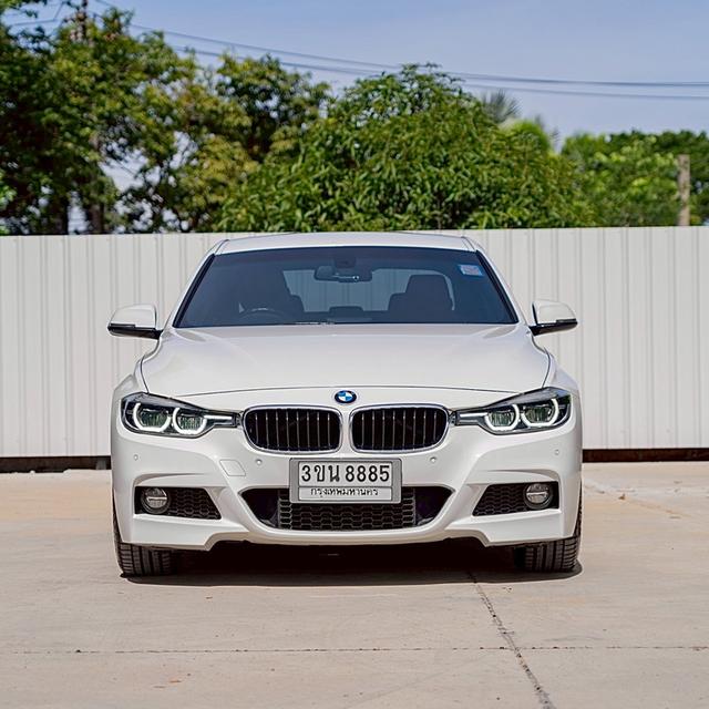 รหัสรถ 12AT8885 BMW 320d 2.0 M Sport(F30) | จดปี : 2019