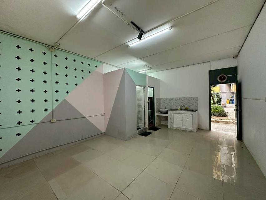 ป๊อปปูล่าคอนโดมิเนียม ถนนป๊อปปูล่า ต.บ้านใหม่ อ.ปากเกร็ด จ.นนทบุรี 7