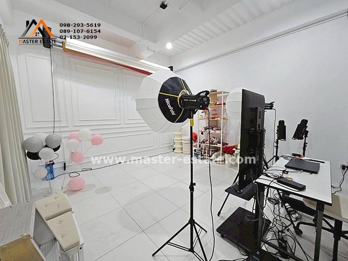 บ้าน + ออฟฟิศ + สตูดิโอ + สต็อกสินค้า 4 in 1 ในที่เดียว ซ.รามอินทรา 62 ที่ดิน 178 ตร.ว. พร้อมสิ่งปลูกสร้าง 3 ชั้น + ดาดฟ้าใช้งานได้ สวย + MODERN 12