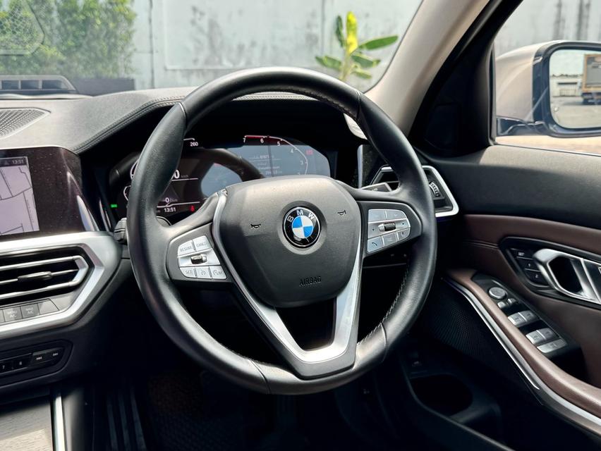 BMW 320Li (G28) ปี 2021 รูปที่ 17