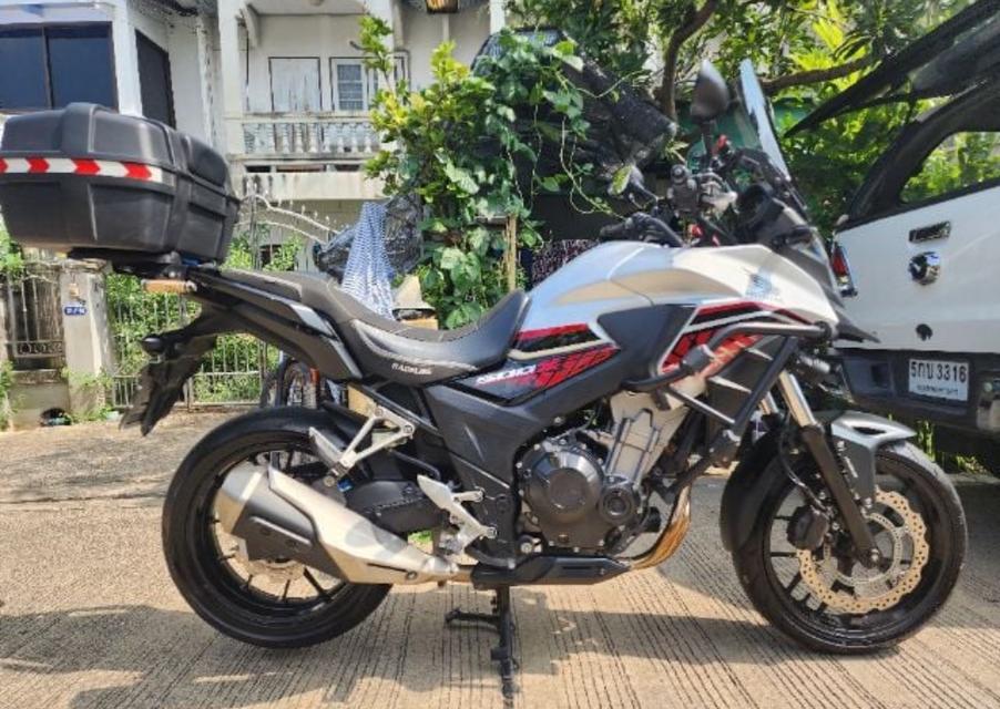 Honda CB500X 2018 สีเงิน