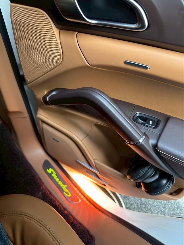 Porsche Cayenne s e-hybrid รูปที่ 3