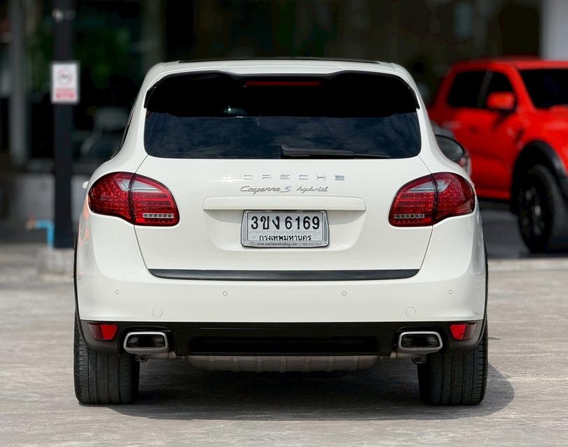 ปี 2012 PORSCHE CAYENNE S, 3.0 S HYBRIDโฉม CAYENNE S HYBRID สีขาว