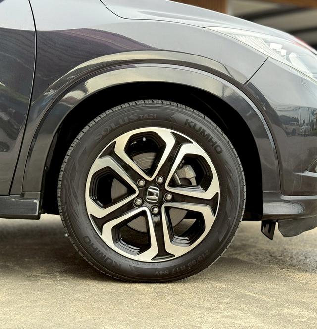 ขาย Honda HR-V 1.8E ปี16 19