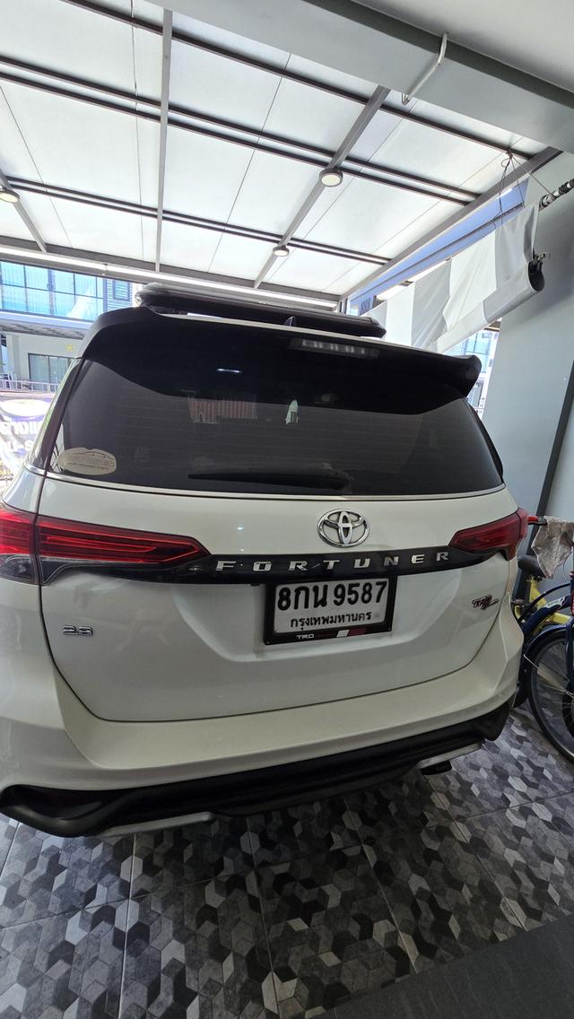 รถยนต์ฟอรจูนเนอร์trdปี2019 รูปที่ 3