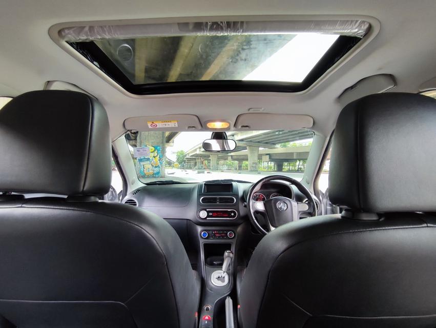 MG 3 1.5 X Sunroof AT ปี 2015 4