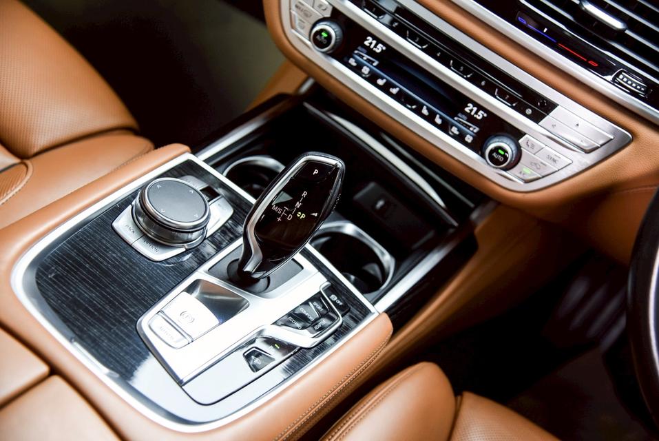 รหัสรถ CBL1406 BMW 730Ld 3.0 M Sport G12 AT 2019 14