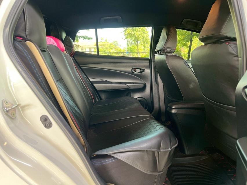 Toyota Yaris 1.2 E Hatchback AT ปี 2019 รถสวยมือเดียว ไมล์น้อย 17