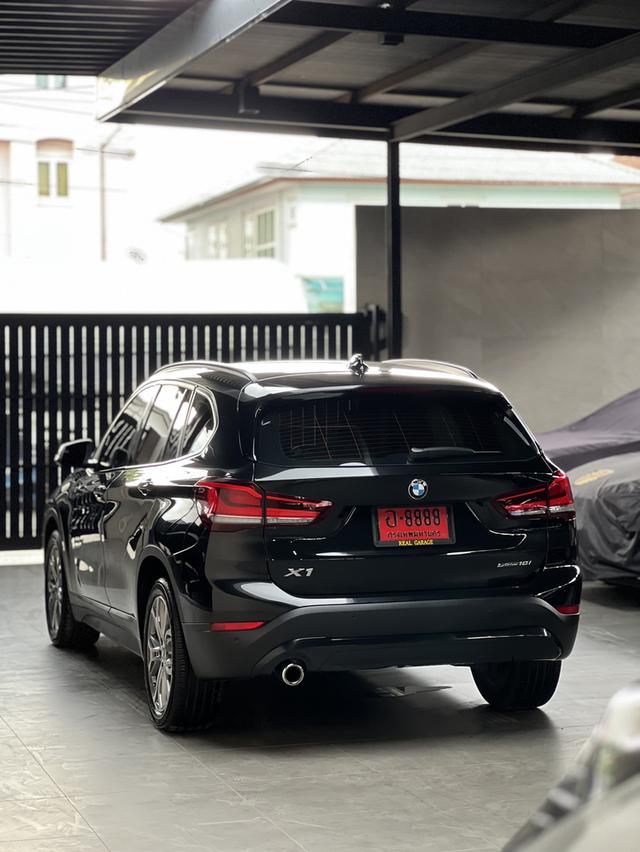 BMW X1  13