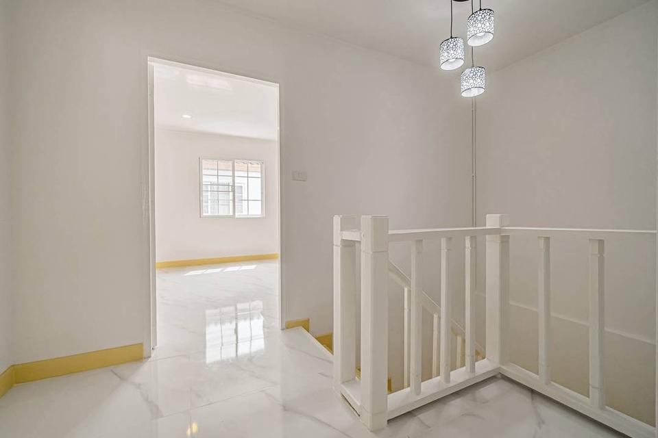 หมู่บ้านลุมพินี บางบัวทอง 10