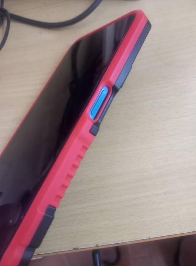 ขายมือถือ oppo A92 แรม 8 รอม 128 gbของแท้ สภาพดี ใช้งานปกติหน้าจอไม่มีรอยร้าว แต่ใช้งานปกติ แถมเคสกับฟิมราคา 2950 บาท โอนเงินหรือเก็บเงินปลายทาง 6