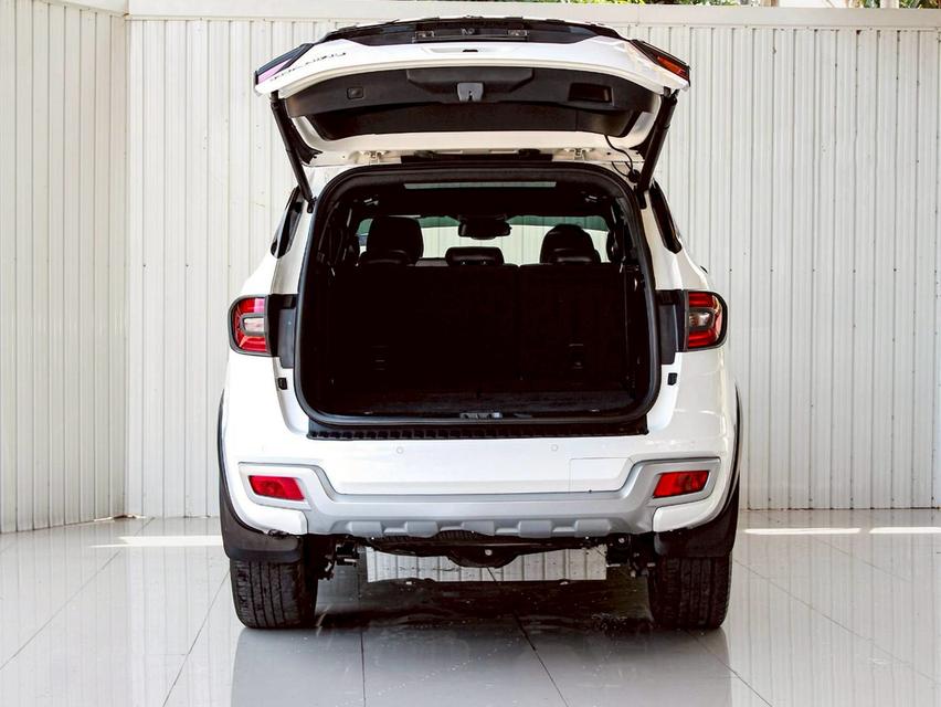 FORD EVEREST 2.0 TURBO TITANIUM PLUS 2WD ปี 2019 โฉม ปี15-22 เกียร์ AUTO ดีเซล สีขาว รถบ้านพร้อมใช้งาน ไมล์เพียง 131,348 km. 8