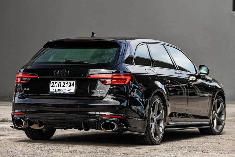 (แจ้งรหัสรถ PR2194) Audi A4 Avant 45 TFSI quattro S-Line Black Edition ปี 2020 รูปที่ 3